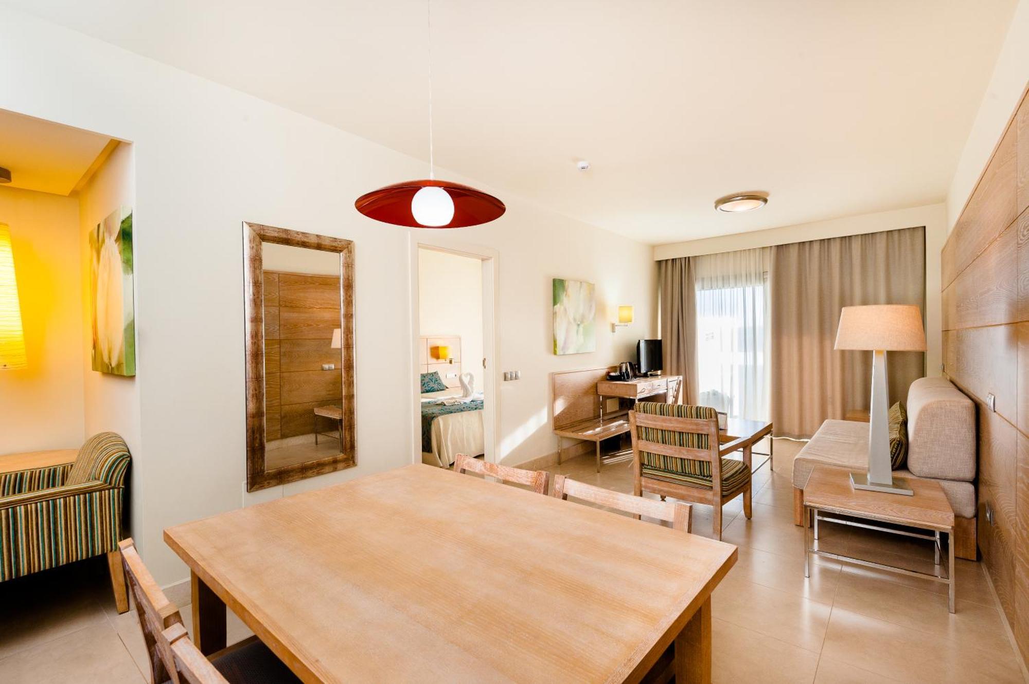 Kn Hotel Arenas Del Mar Adults Only El Médano المظهر الخارجي الصورة